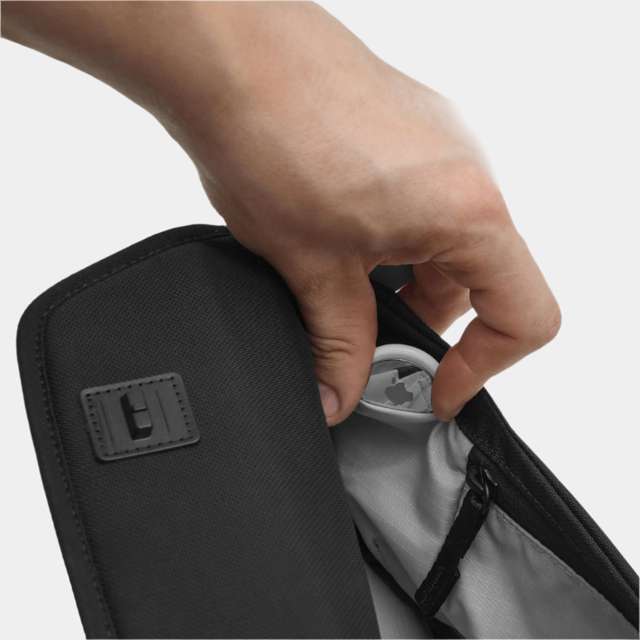 DAYFARER Sling 2L - Image 8