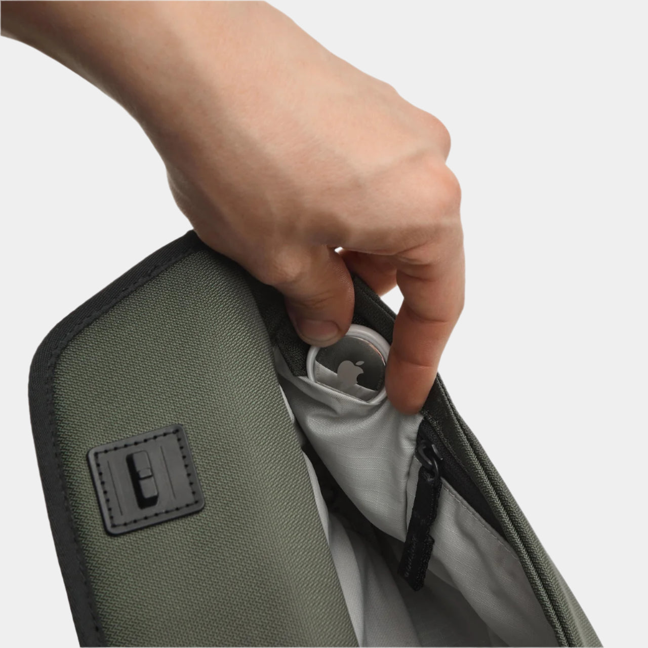 DAYFARER Sling 2L - Image 7