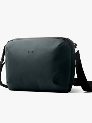 Venture Travel Crossbody
