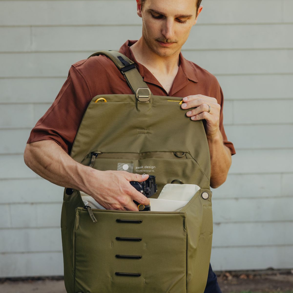 Everyday Messenger 13L v2 - Image 19