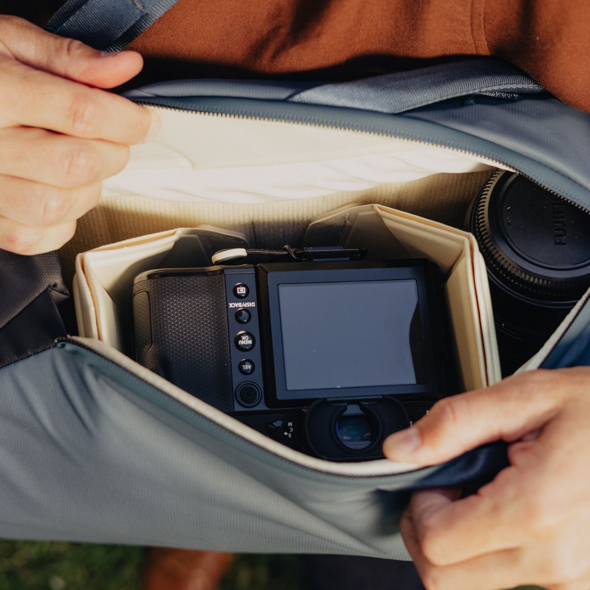 Everyday Totepack 20L v2 - Image 8