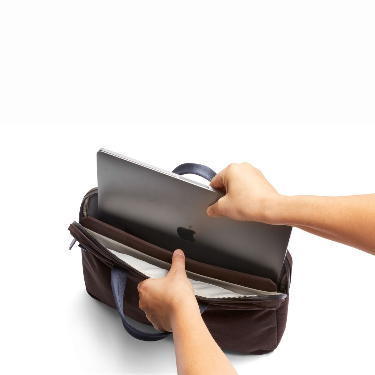 Tokyo Laptop Bag 14 - Image 7