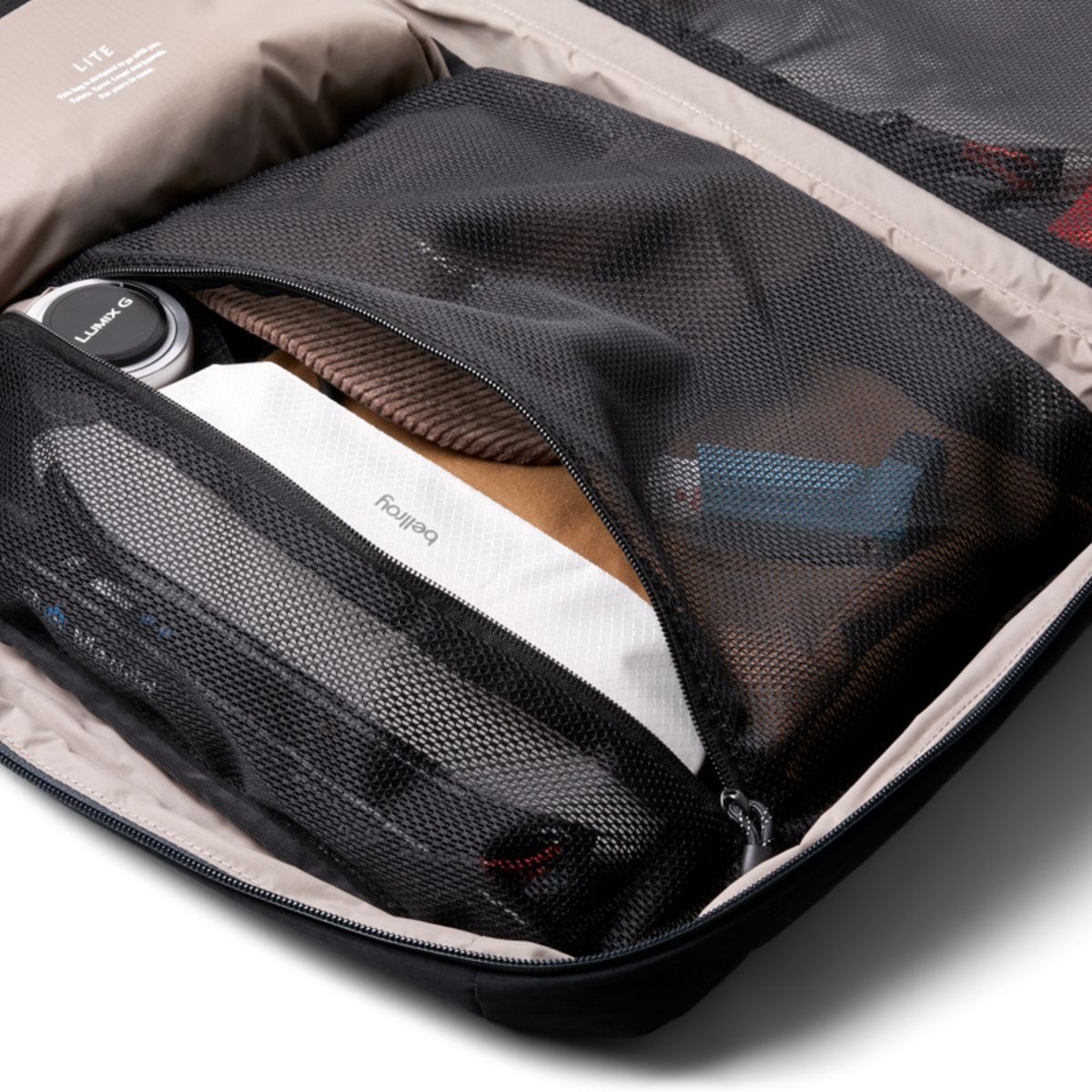Lite Travel pack 38L - Image 8