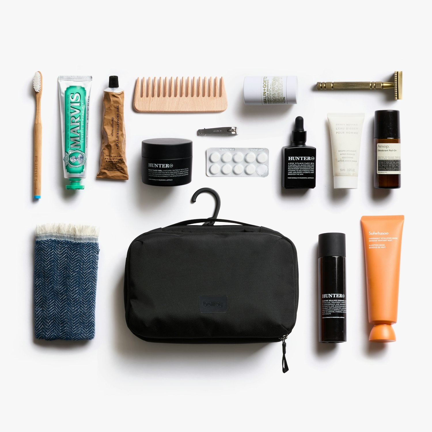 Hanging Toiletry Kit - Image 14