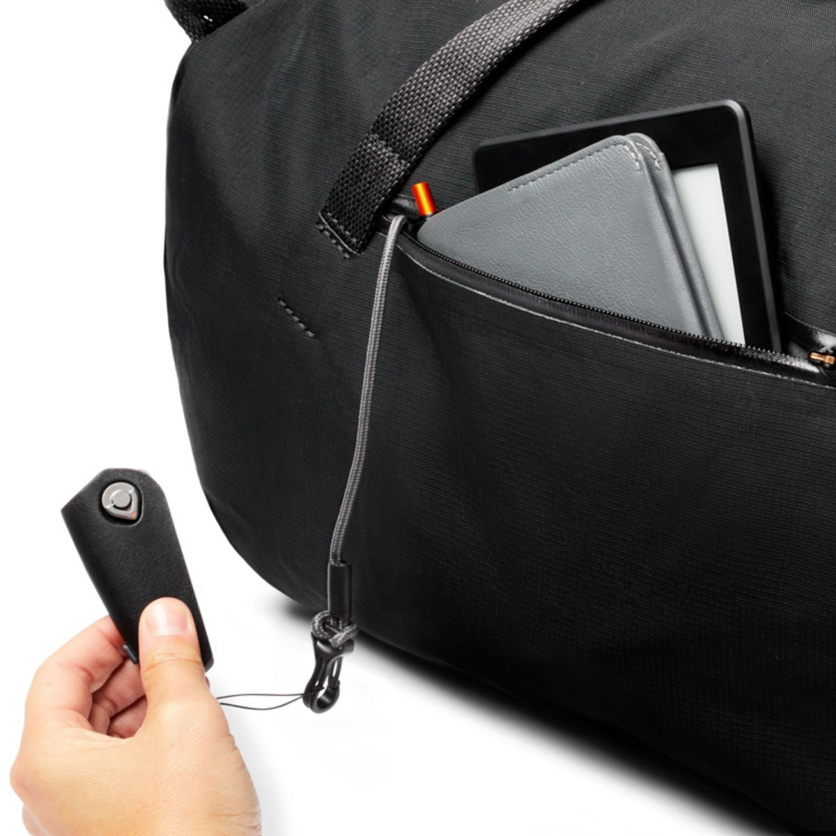 Venture Duffel 55L - Image 22