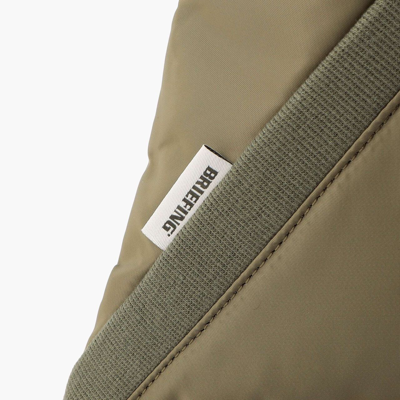 TILT TRIANGLE TOTE S ( MADE IN JAPAN 🇯🇵 ) - Image 9