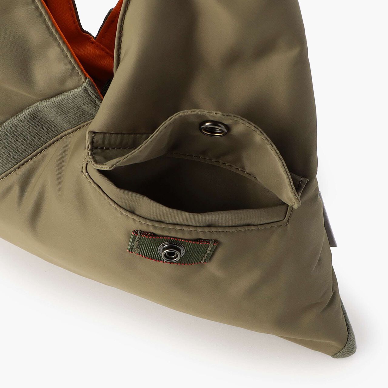 TILT TRIANGLE TOTE S ( MADE IN JAPAN 🇯🇵 ) - Image 8