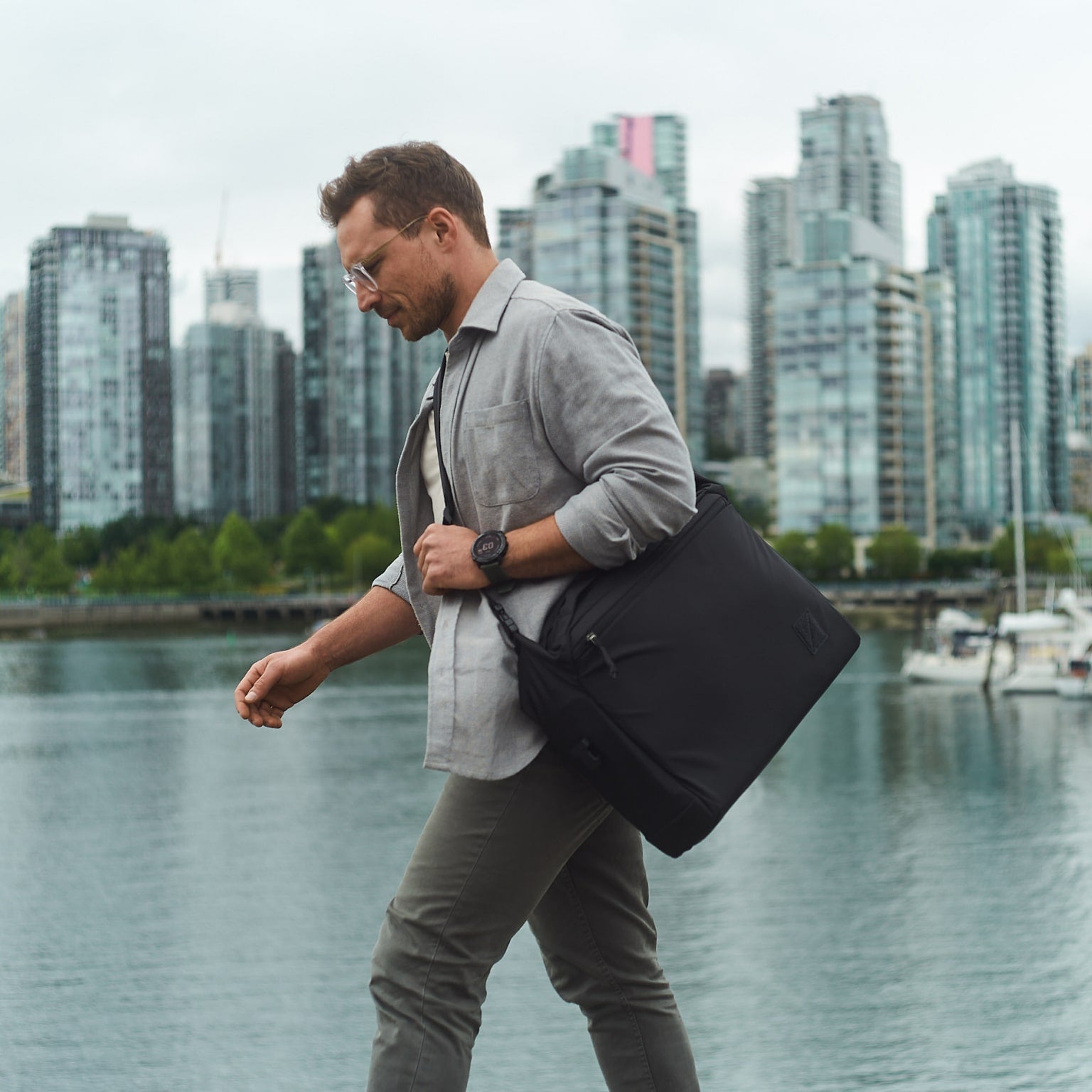 Transit Briefcase 20L - Image 2