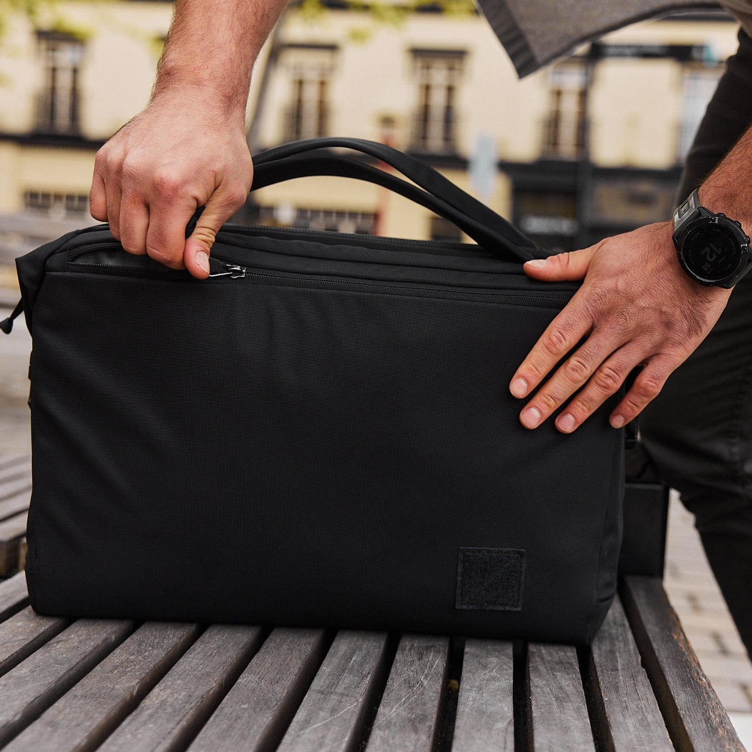 Transit Briefcase 20L - Image 27