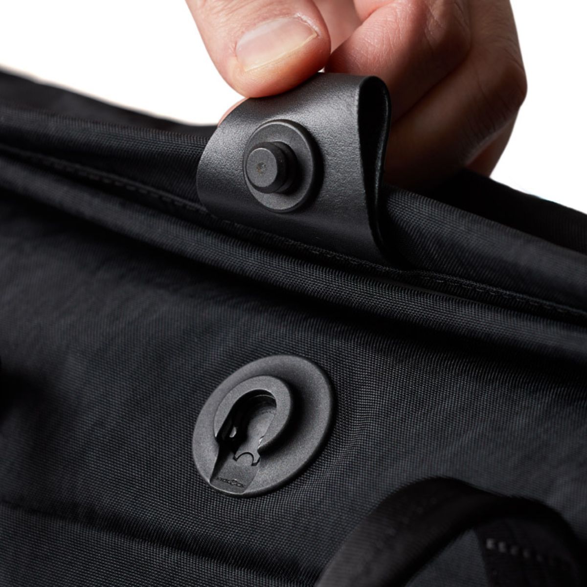 Tokyo Messenger Bag 14 - Image 28