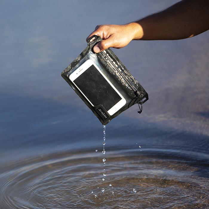 Runoff® Waterproof Pocket - Image 10